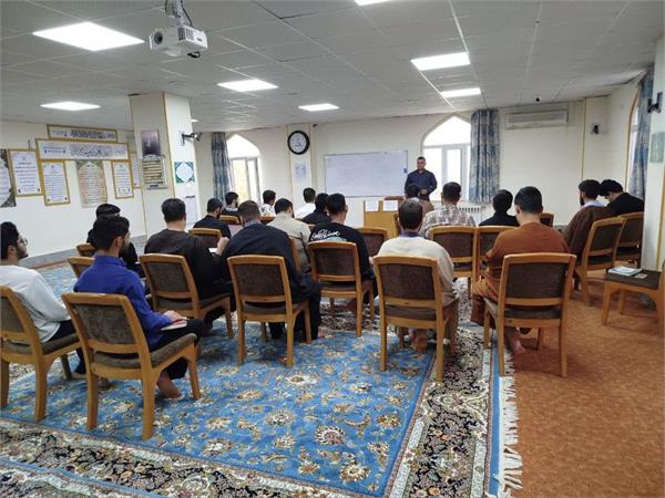 جلسه آموزشی