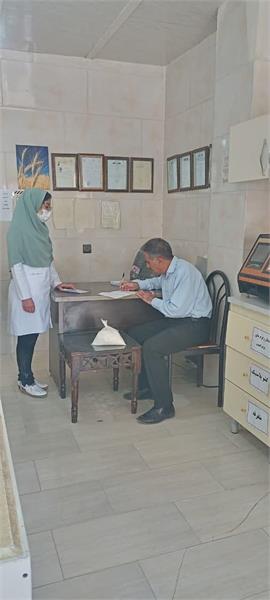 بازدید واحد نظارت بر مواد غذایی از واحد‌های صنعتی