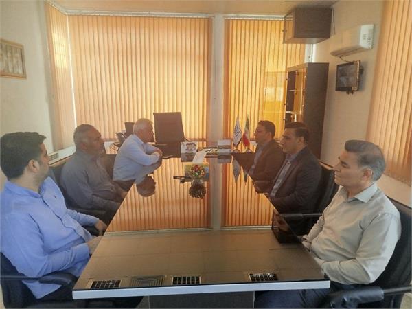 دیدار مدیر شبکه بهداشت و درمان با رئیس بیمه سلامت شهرستان سرپل ذهاب
