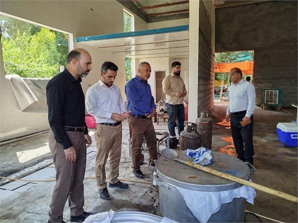 بازدید میدانی از موکب های سطح شهرستان توسط دکتر منصوری رئیس شبکه بهداشت و درمان